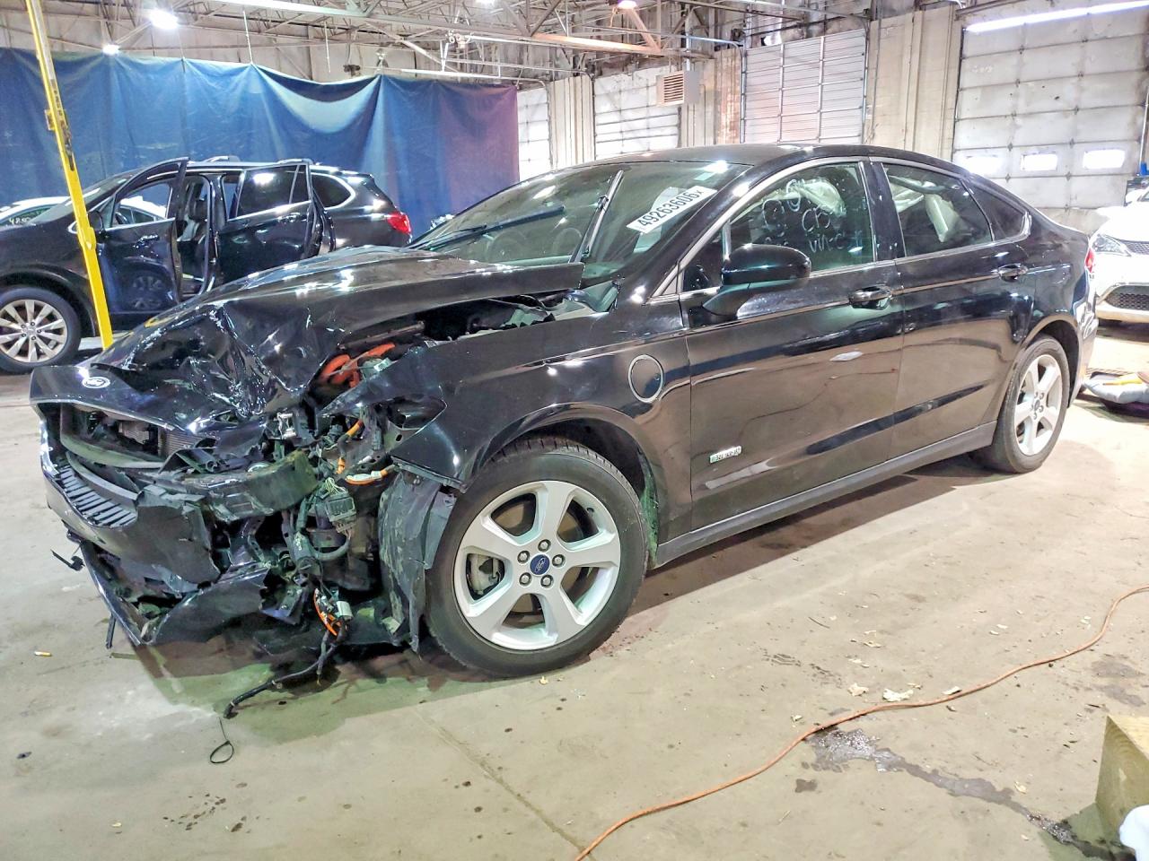 Salvage Ford Fusion Image