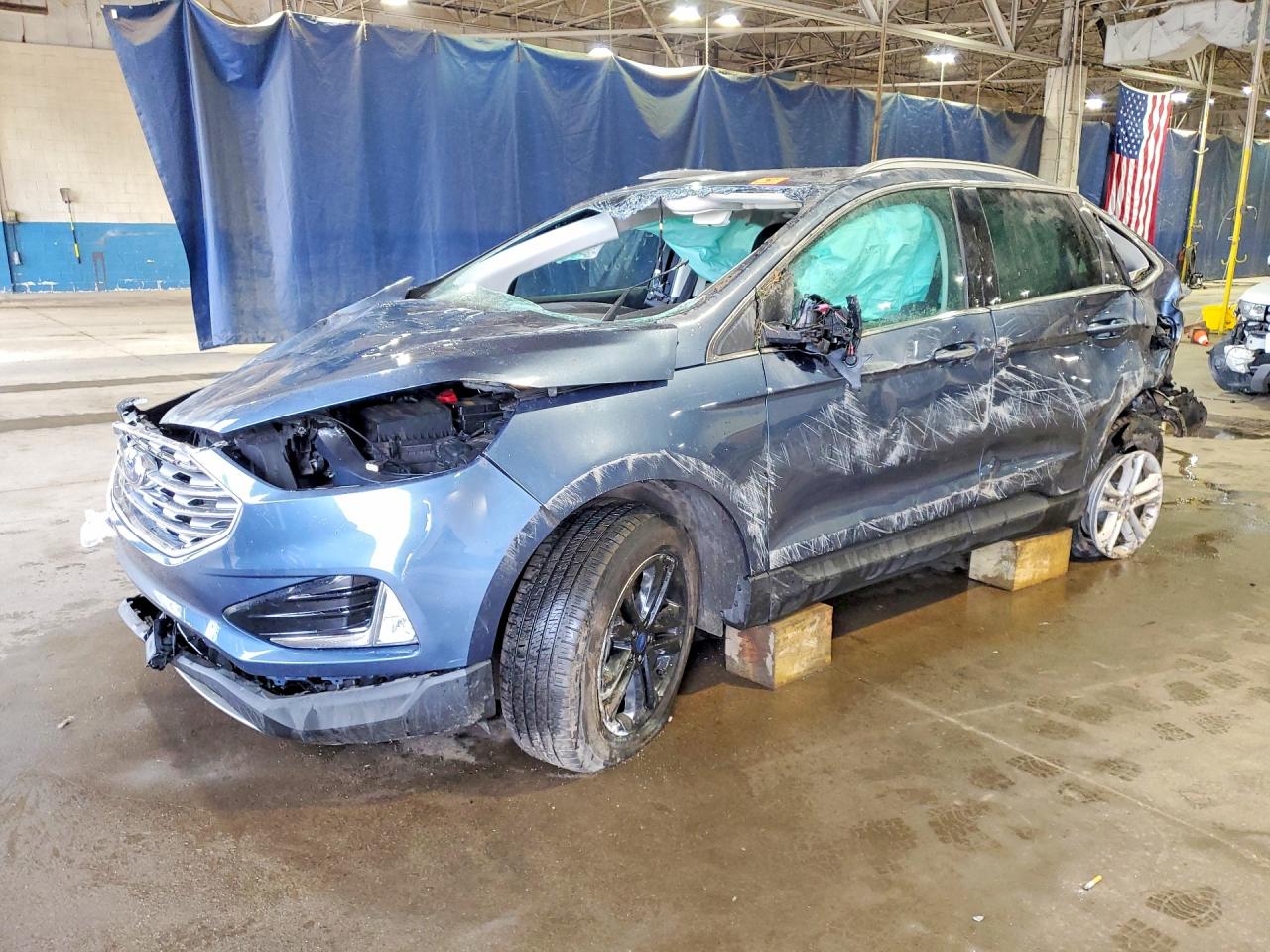 Salvage Ford Edge Image