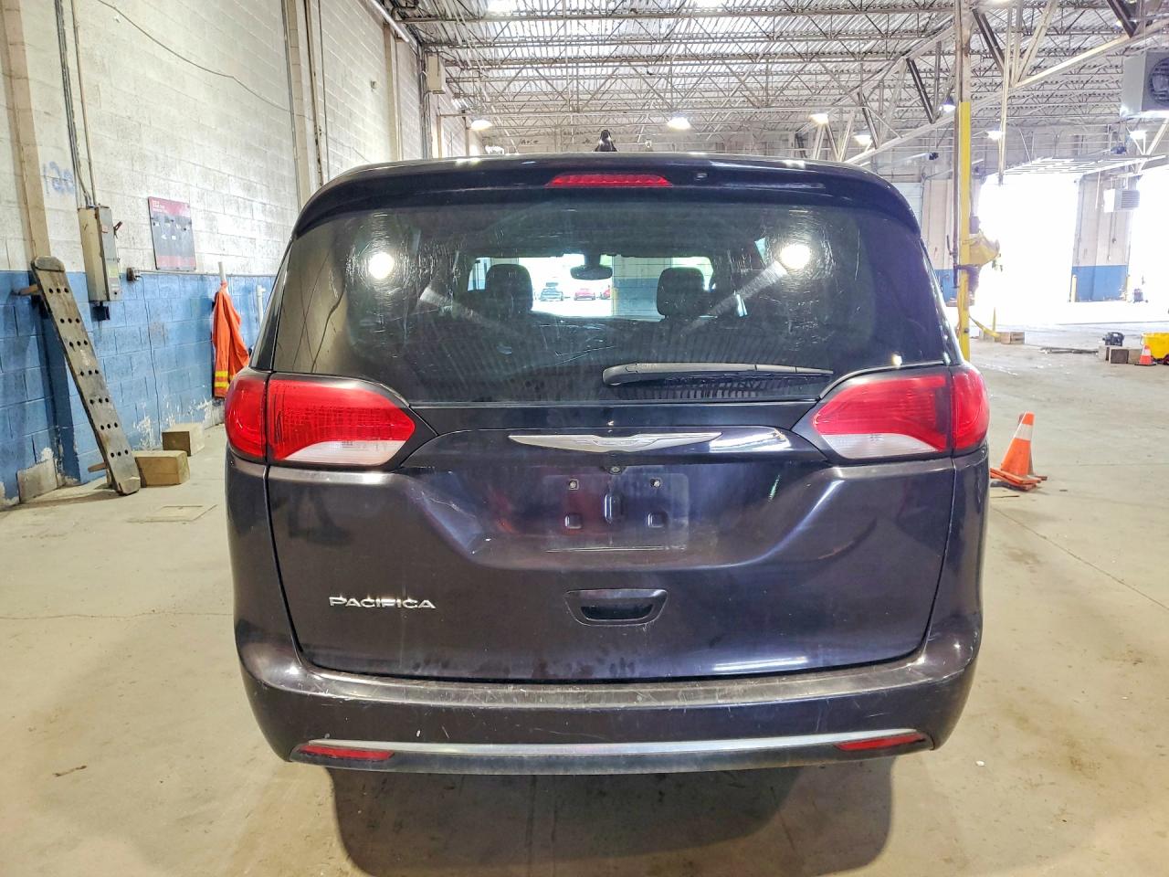 Chrysler Pacifica Touring L