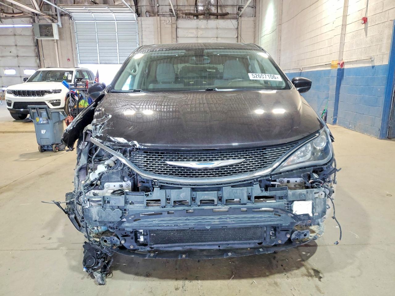 Chrysler Pacifica Touring L