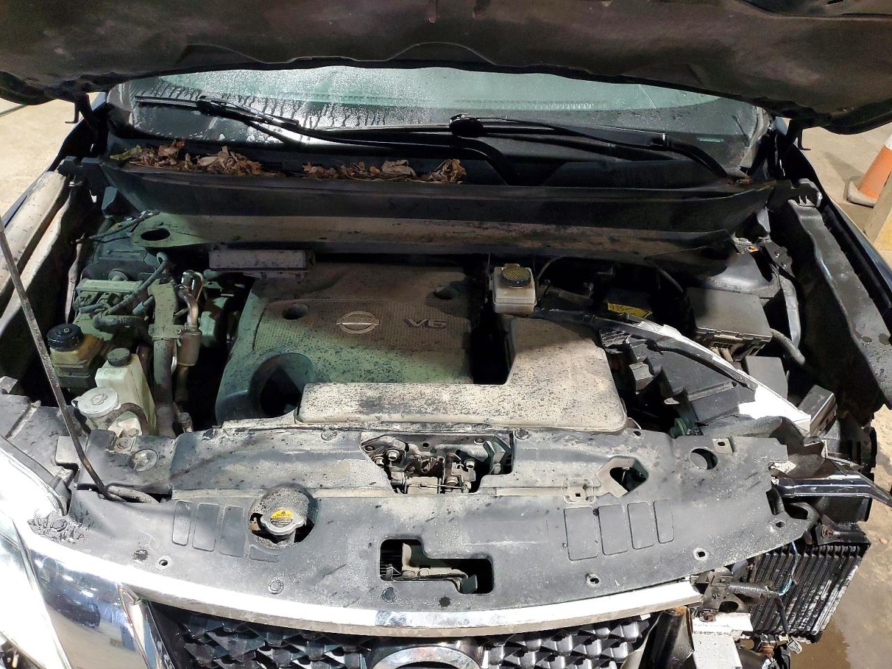 Nissan Pathfinder Sv