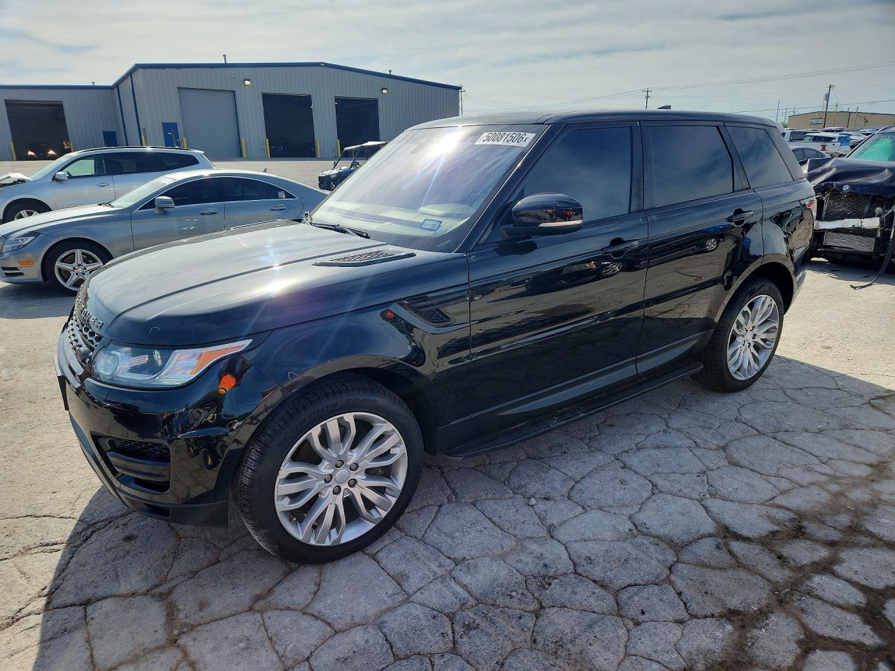 Salvage Land Rover Range Rover Image