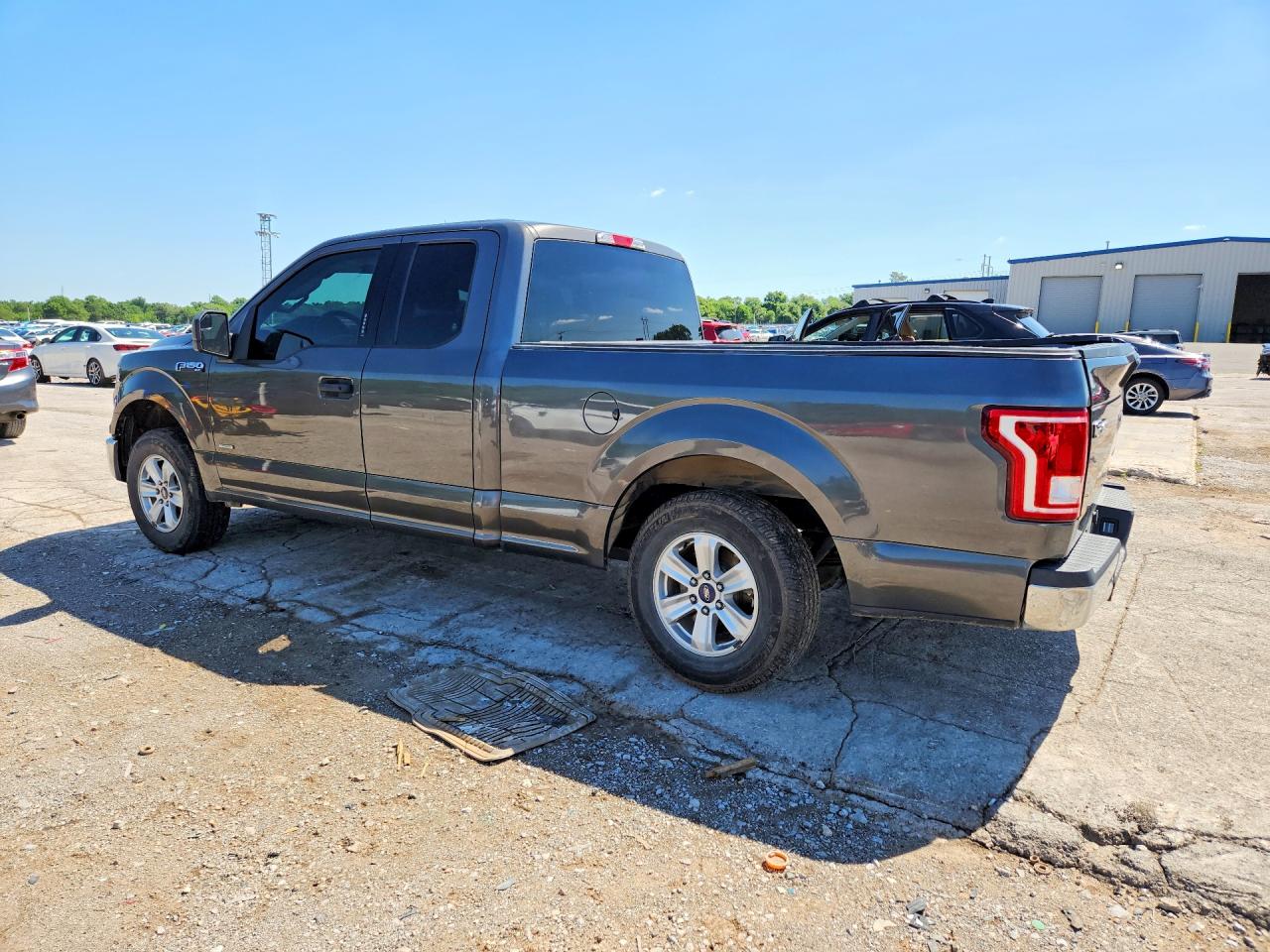 Ford F-150 Super Cab