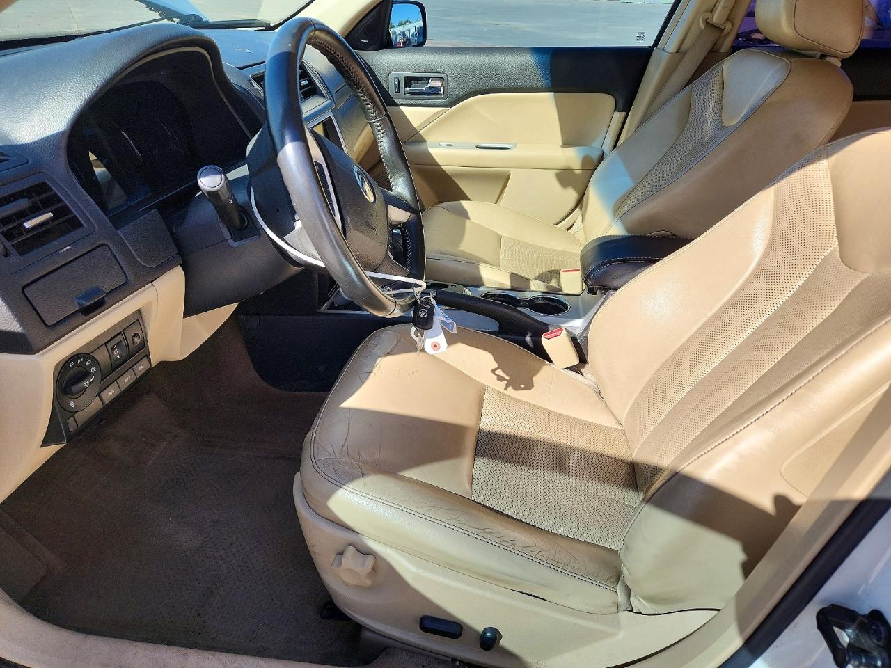 Mercury Milan Premier