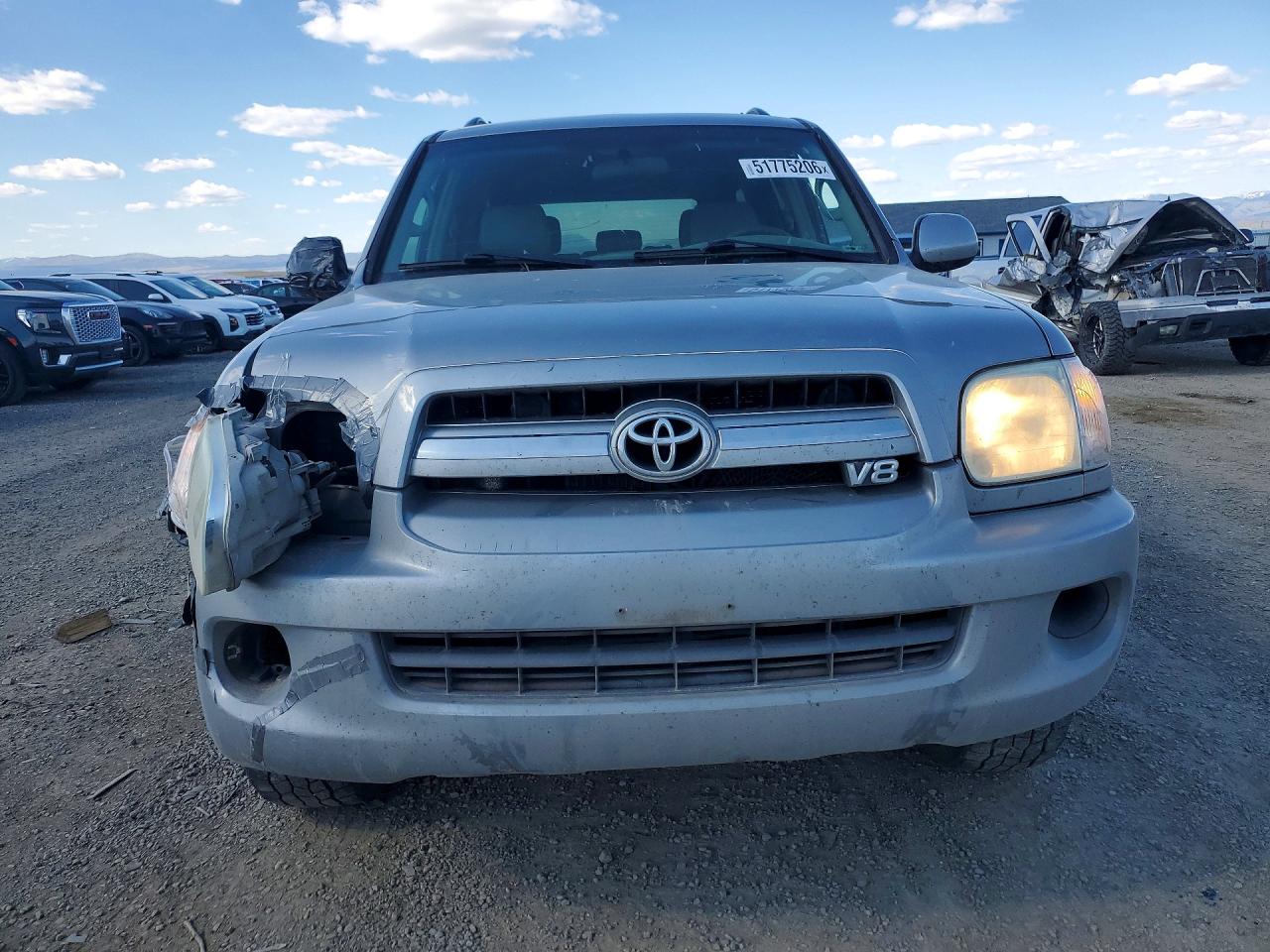 Toyota Sequoia Sr5