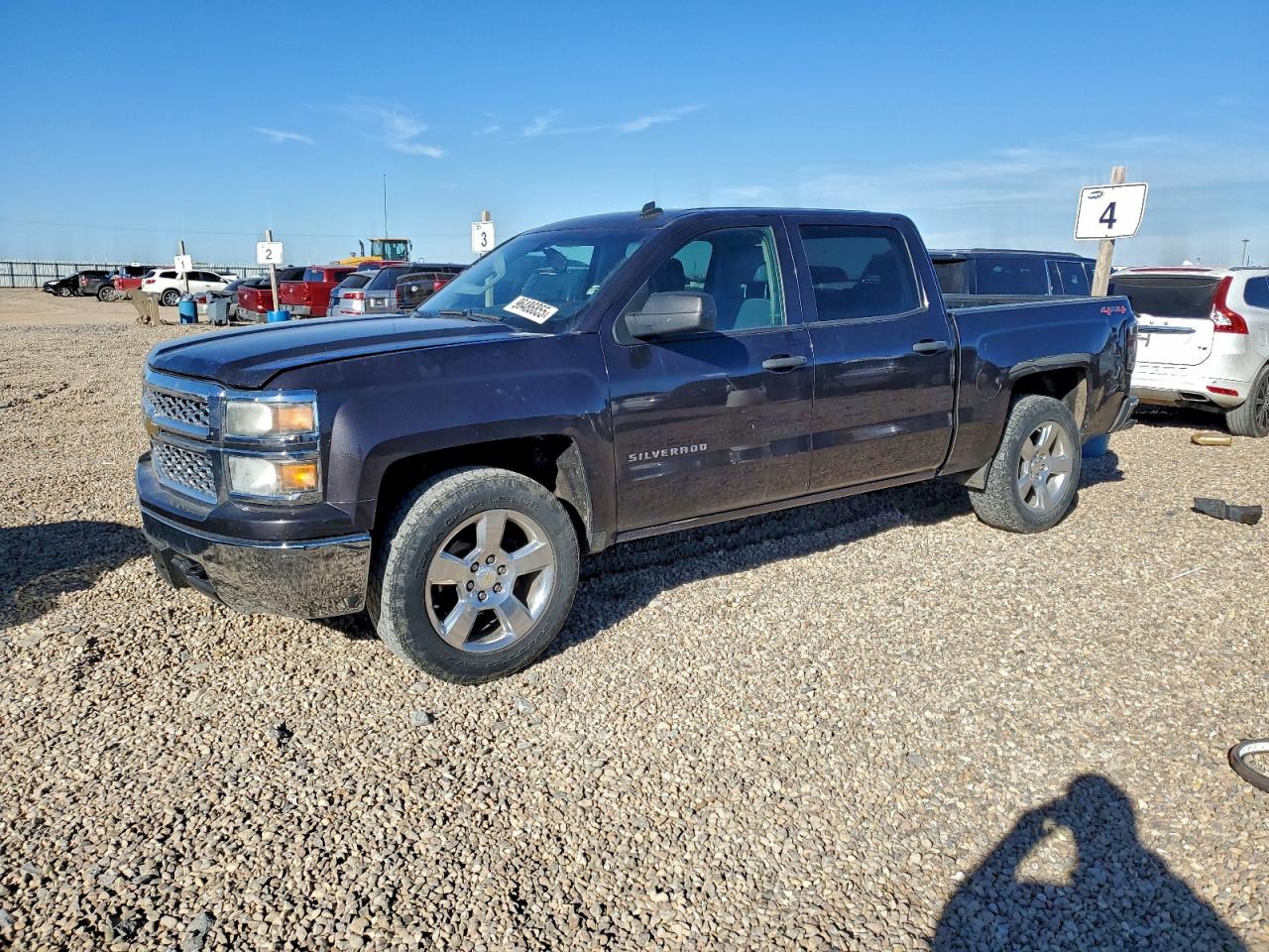 Salvage Chevrolet Silverado Image