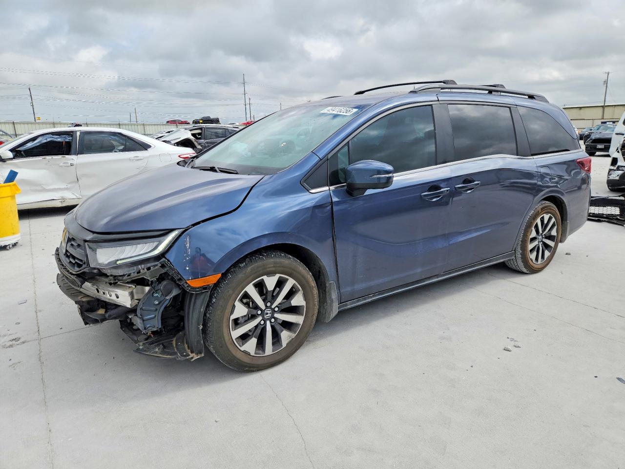 Salvage Honda Odyssey Image