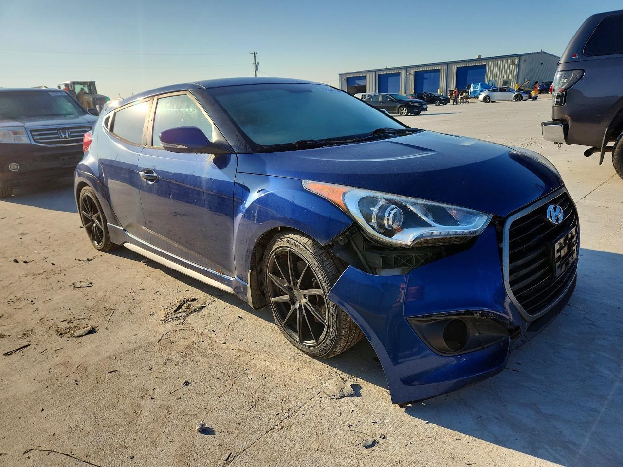 Hyundai VELOSTER Turbo
