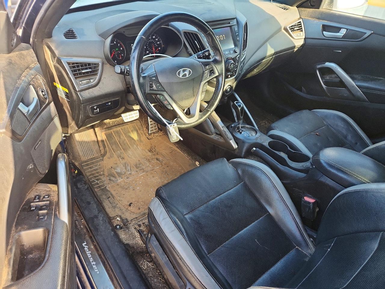 Hyundai VELOSTER Turbo