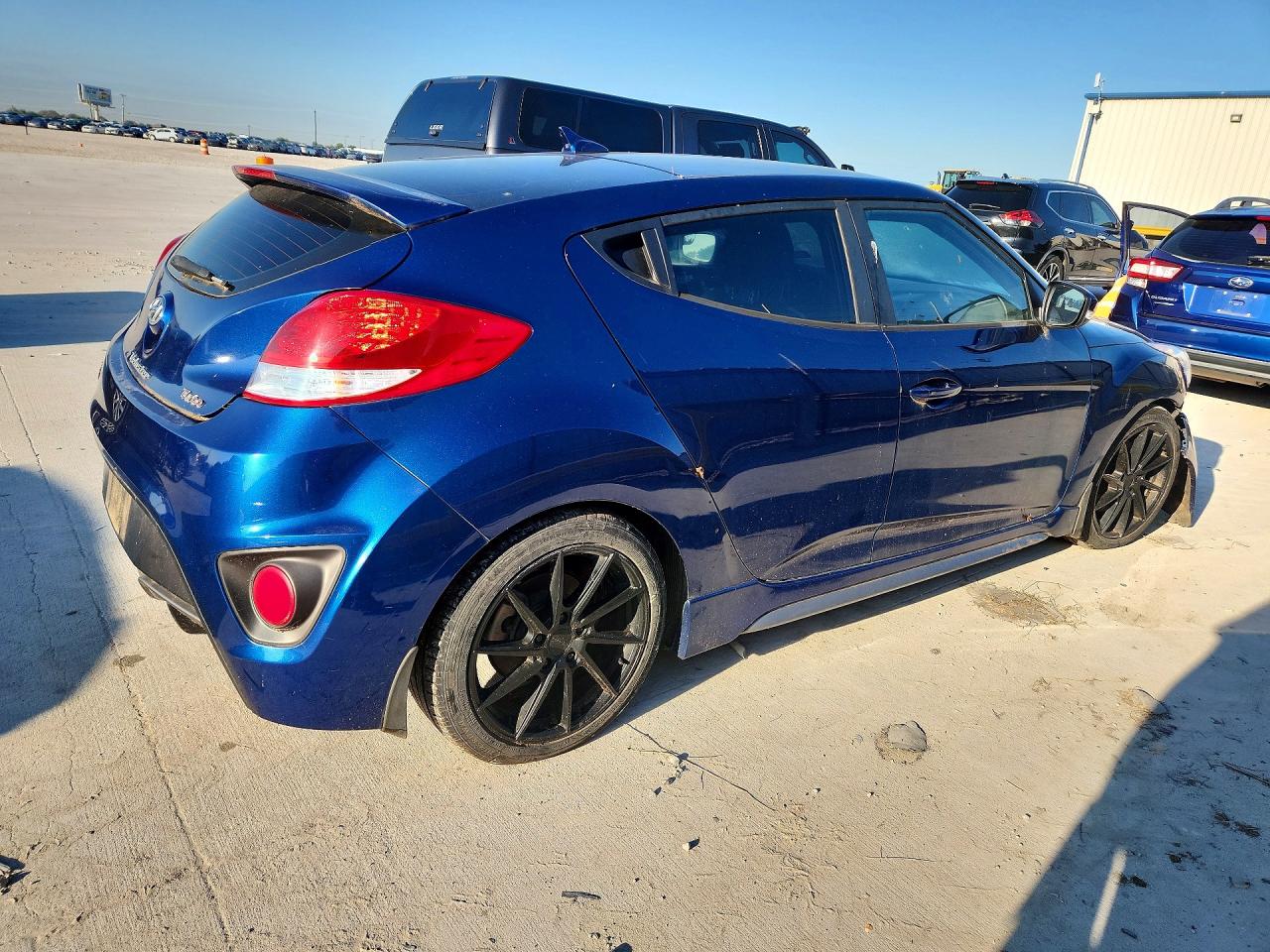 Hyundai VELOSTER Turbo