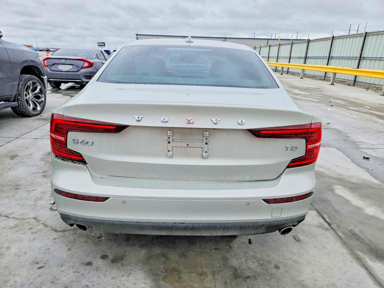 Volvo S60 T5 Momentum
