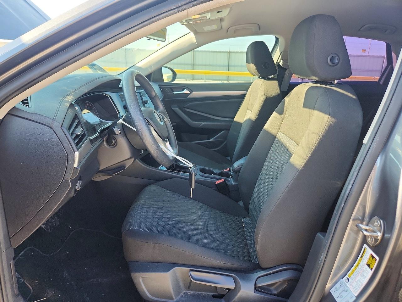 Volkswagen Jetta S