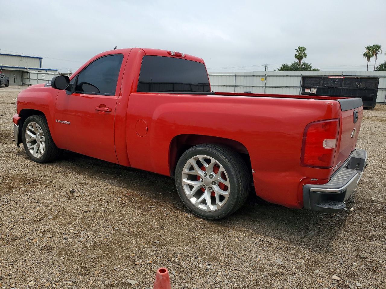 Chevrolet Silverado C1500