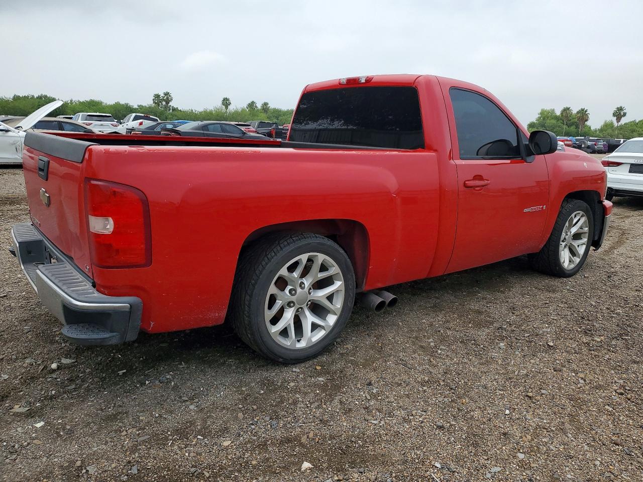 Chevrolet Silverado C1500