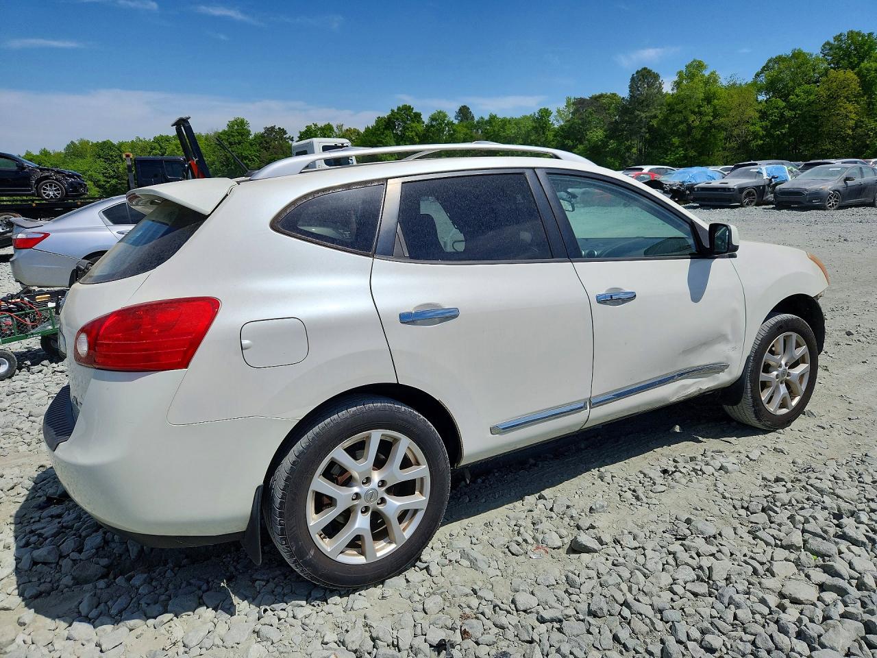 Nissan Rogue S