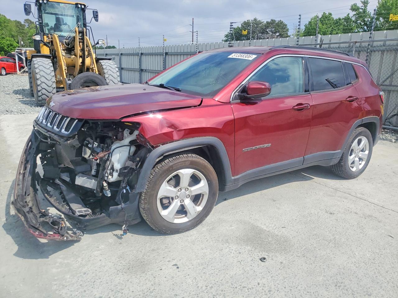 Salvage Jeep Compass Image