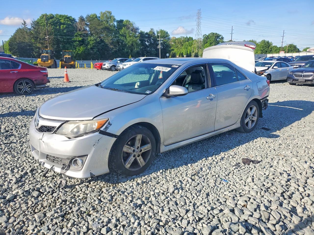Salvage Toyota Camry Image