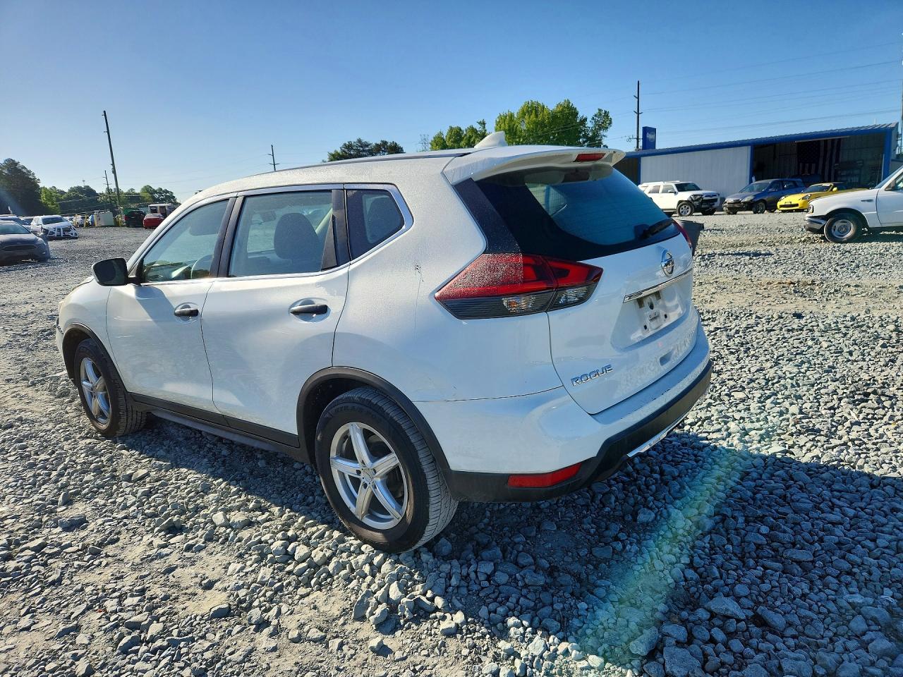 Nissan Rogue S
