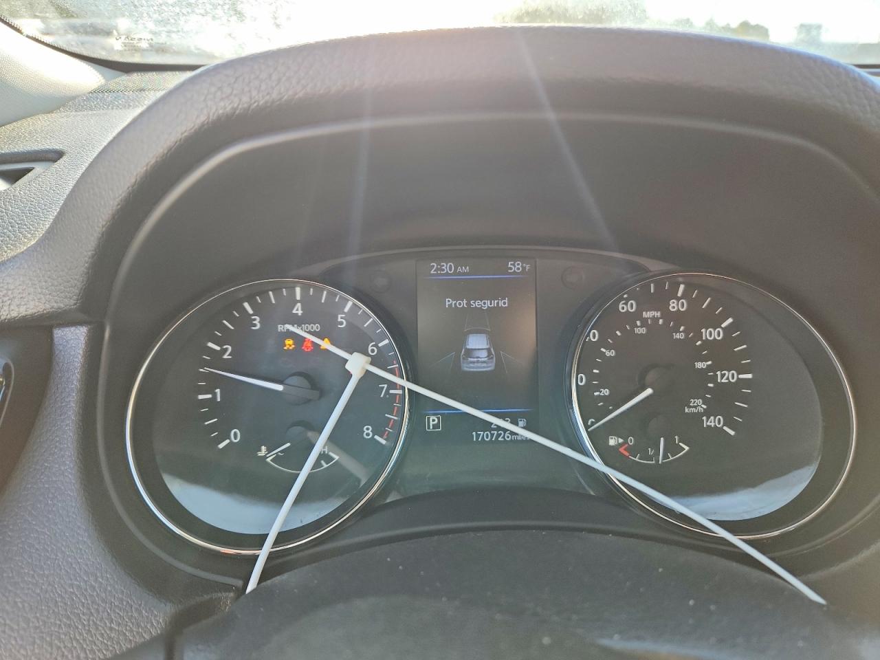 Nissan Rogue S