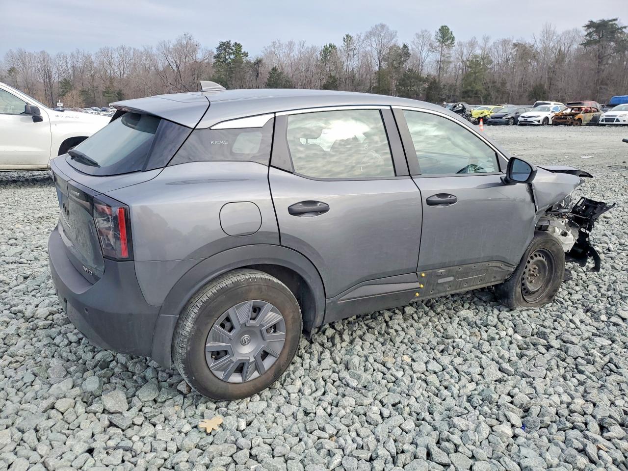 Nissan Kicks S