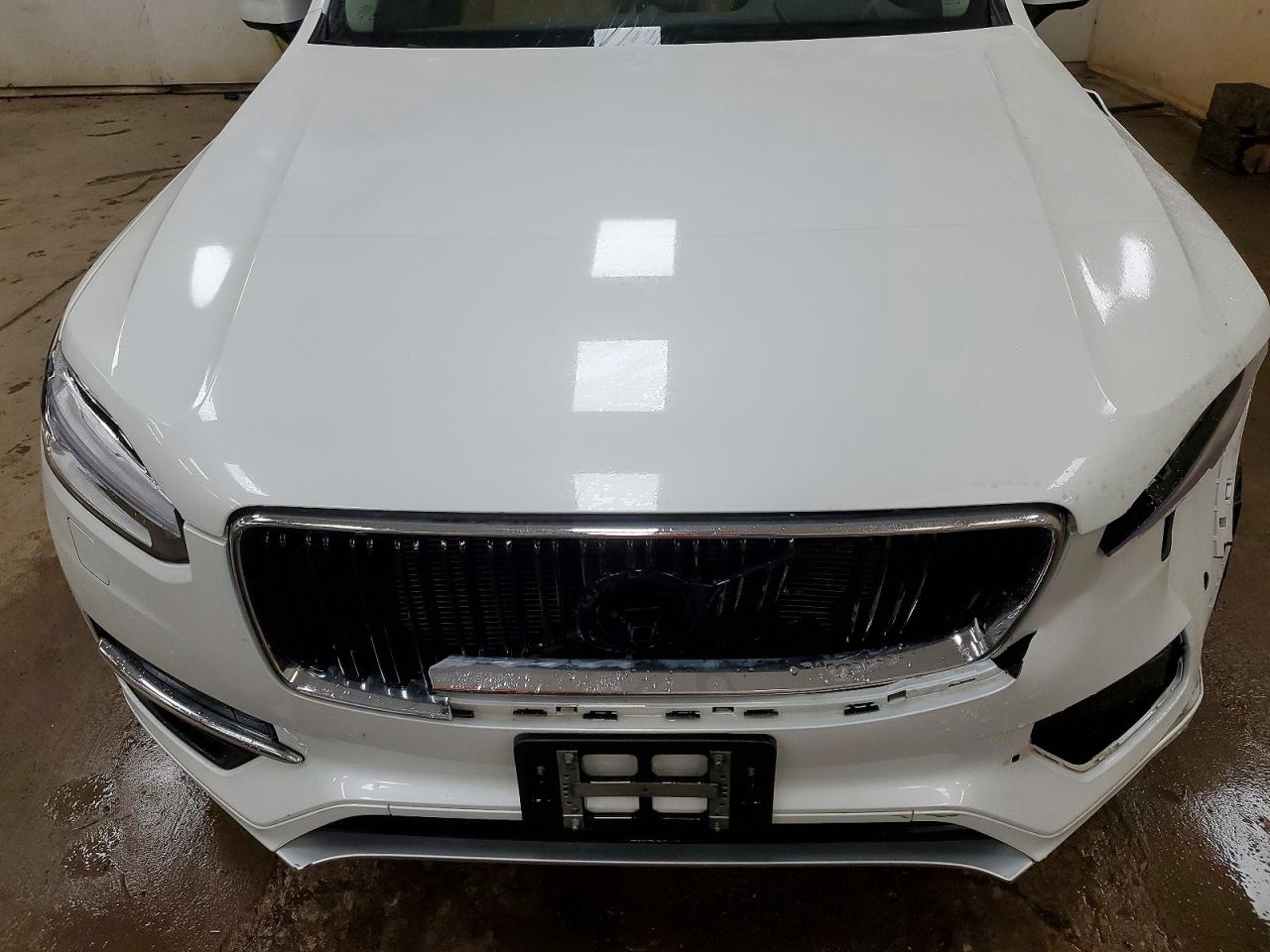 Volvo XC90 T6
