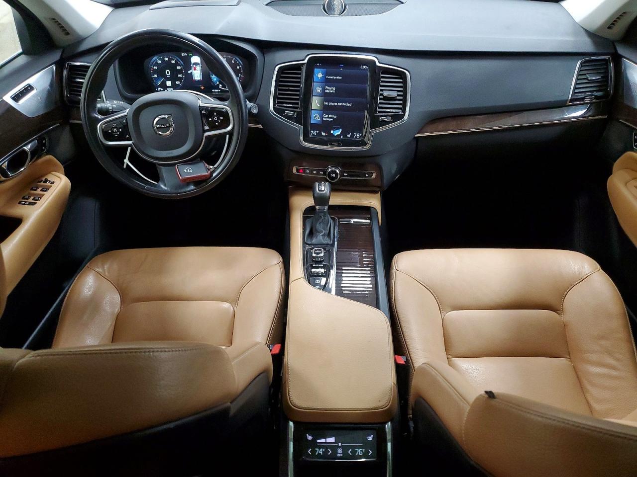 Volvo XC90 T6