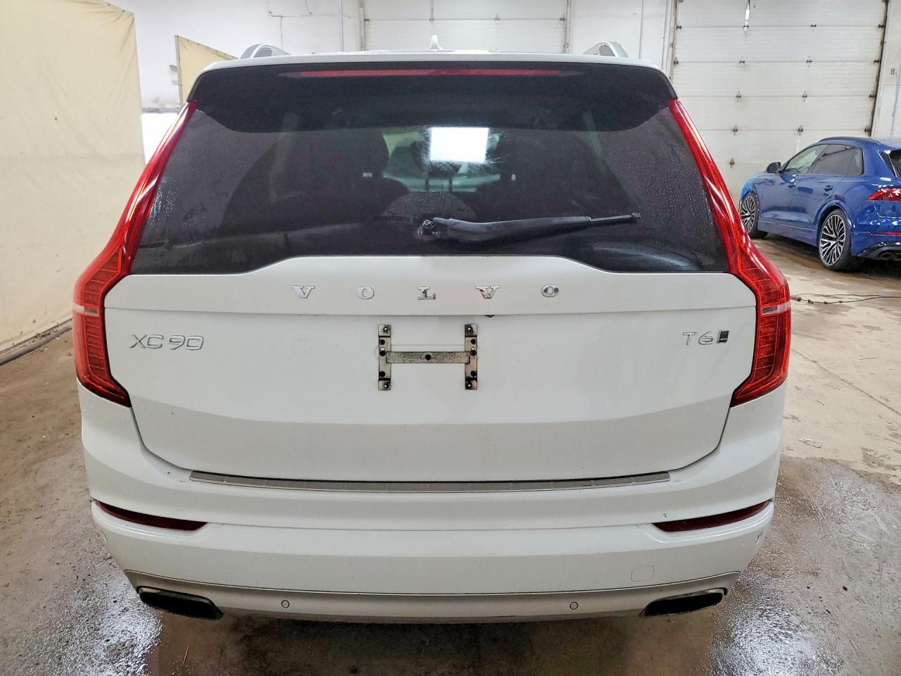Volvo XC90 T6