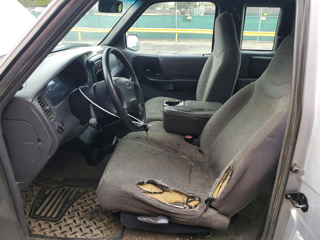 Ford Ranger Super Cab