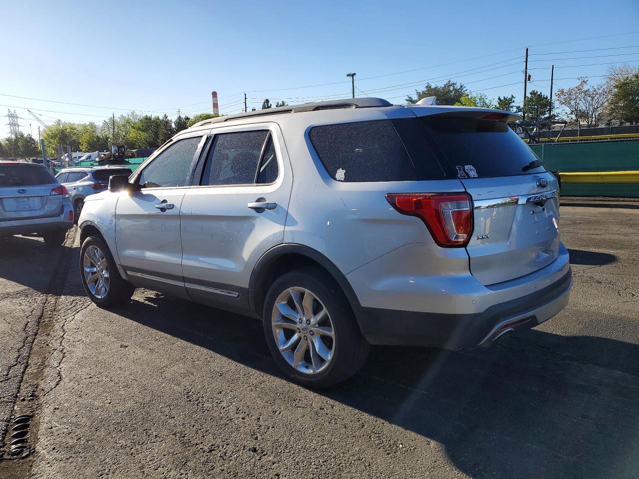Ford Explorer Xlt