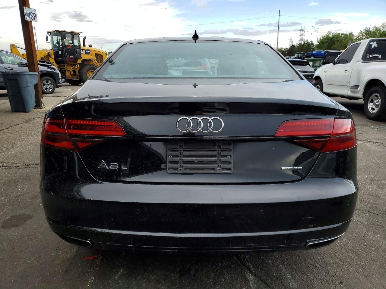 Audi A8 L Quattro