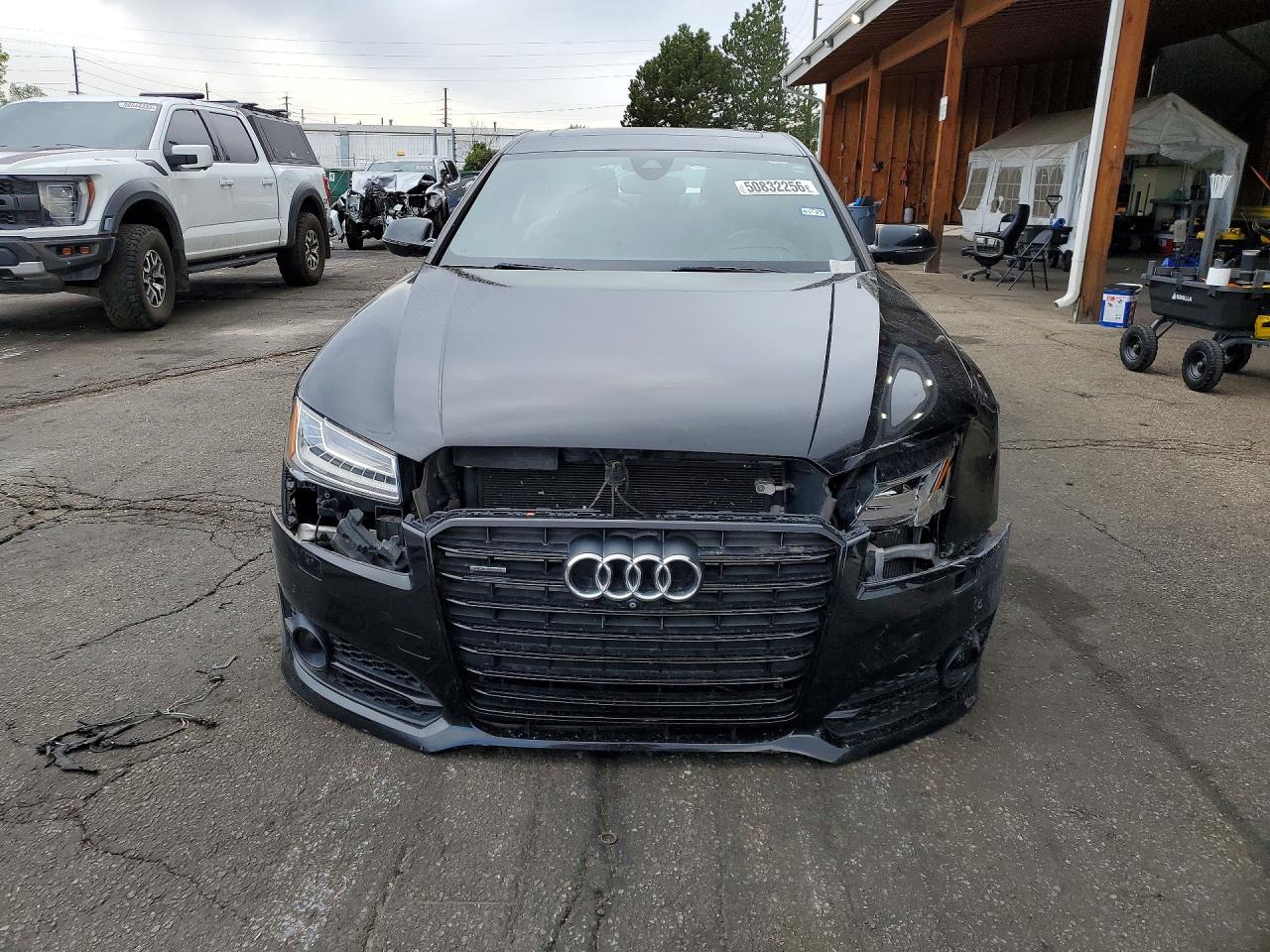 Audi A8 L Quattro