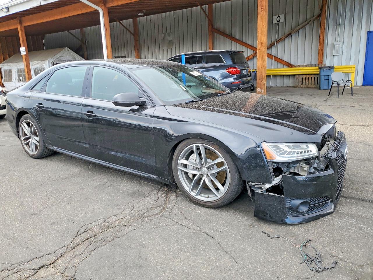 Audi A8 L Quattro