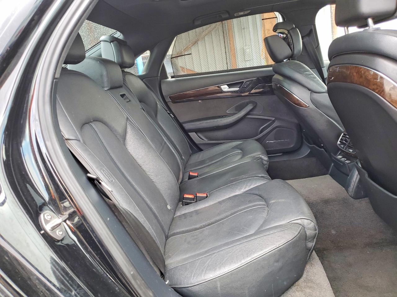 Audi A8 L Quattro