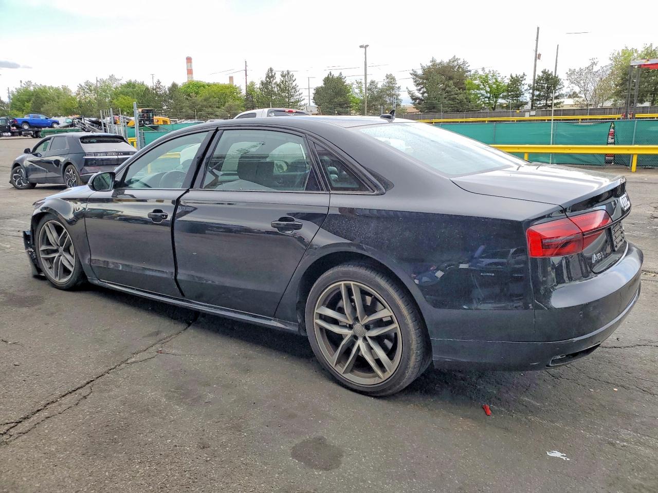 Audi A8 L Quattro