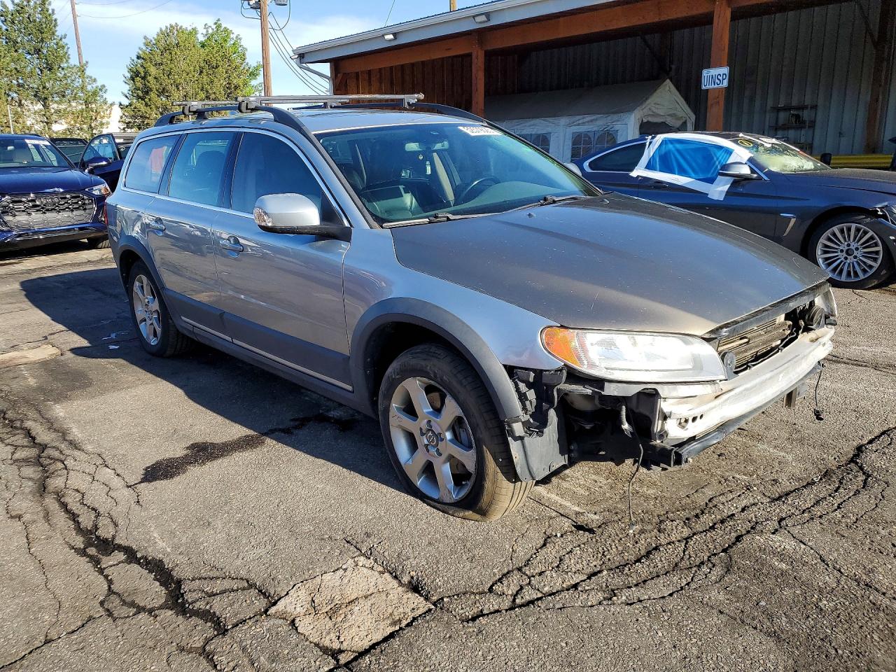 Volvo XC70 3.2