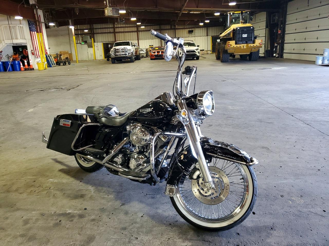 Salvage Harley-Davidson Fl Image