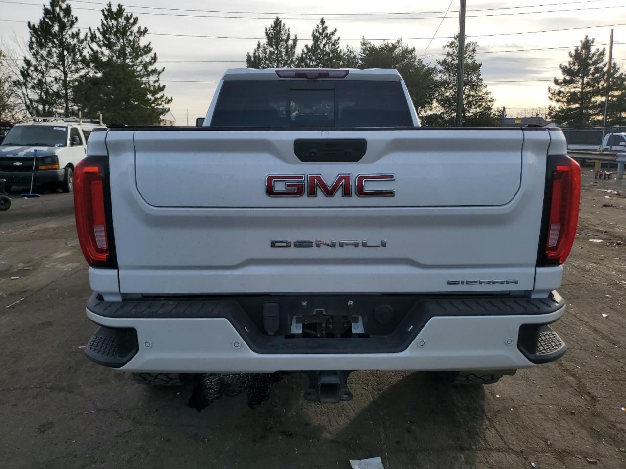 GMC Sierra K2500 Denali