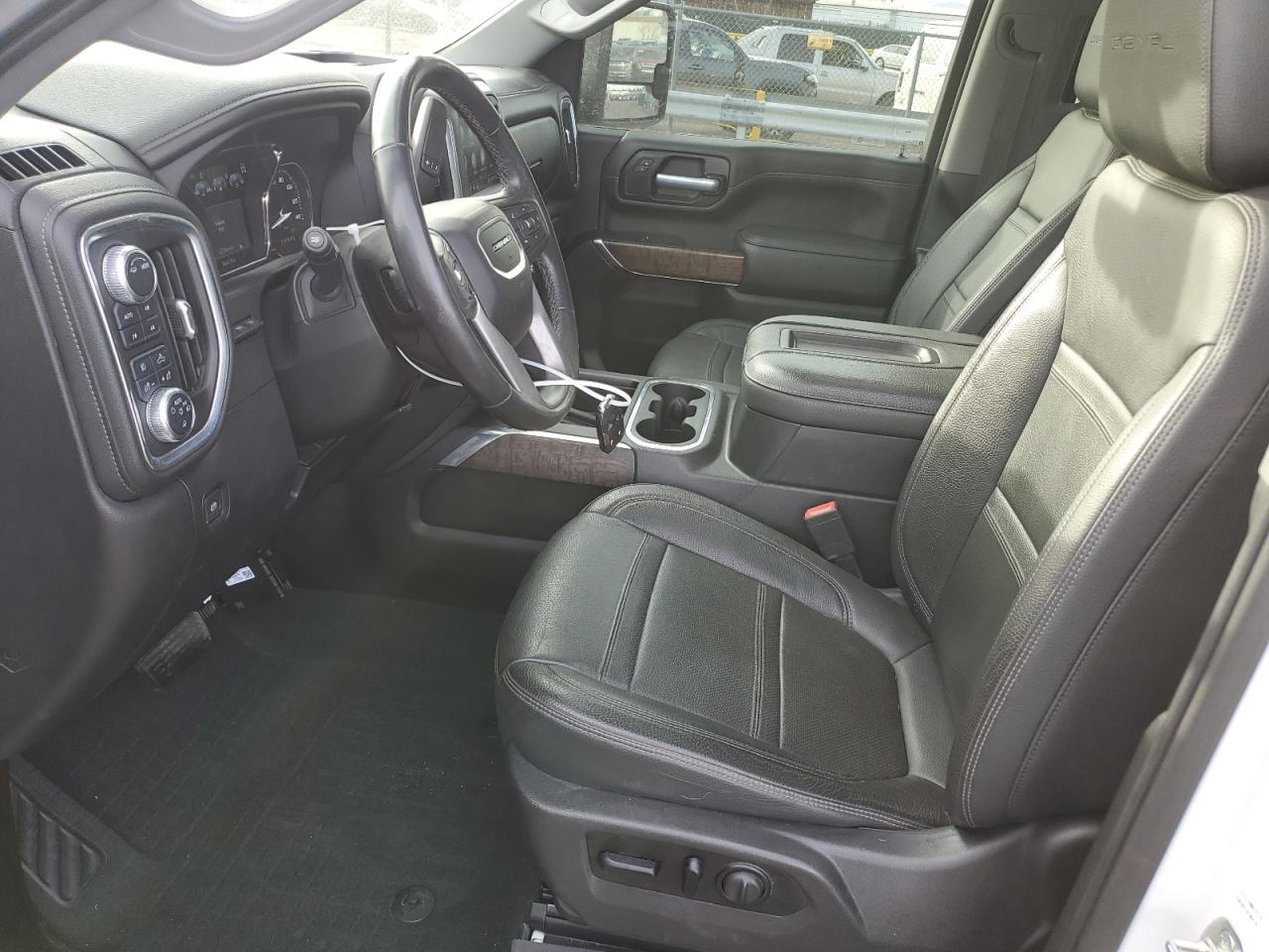 GMC Sierra K2500 Denali