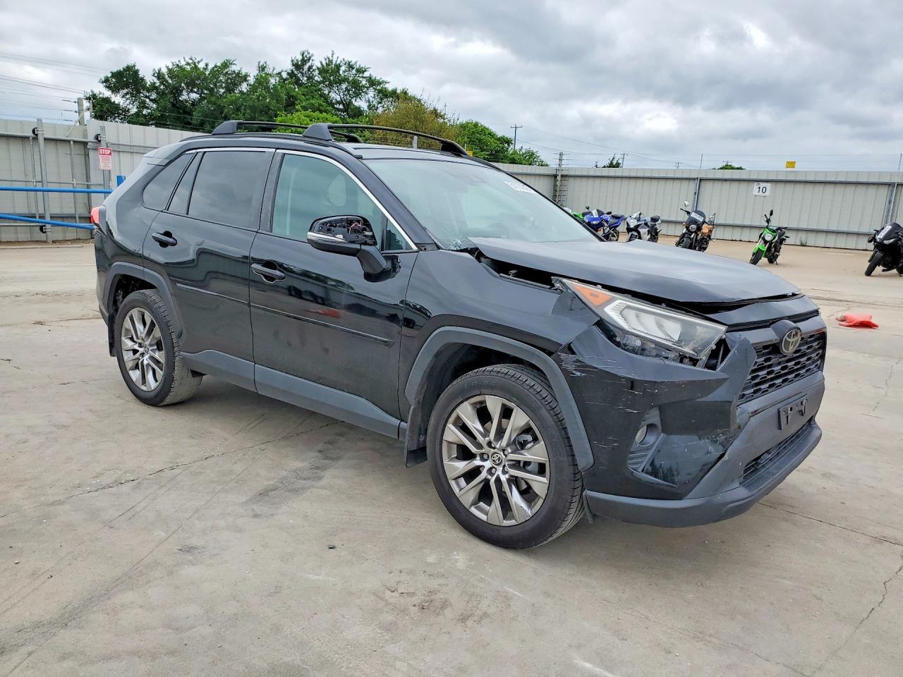 Toyota RAV4 Xle Premium