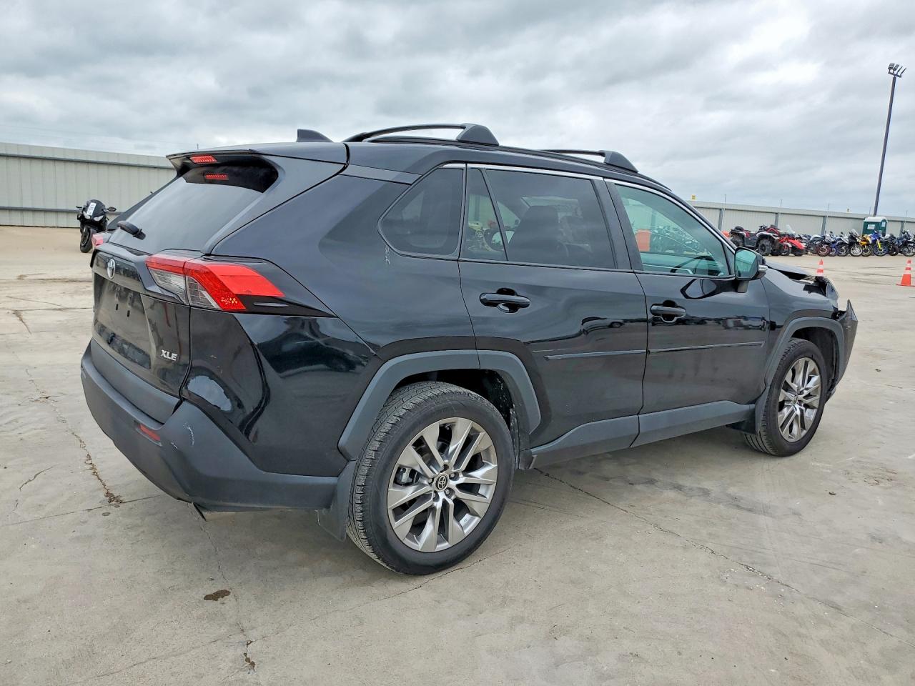 Toyota RAV4 Xle Premium