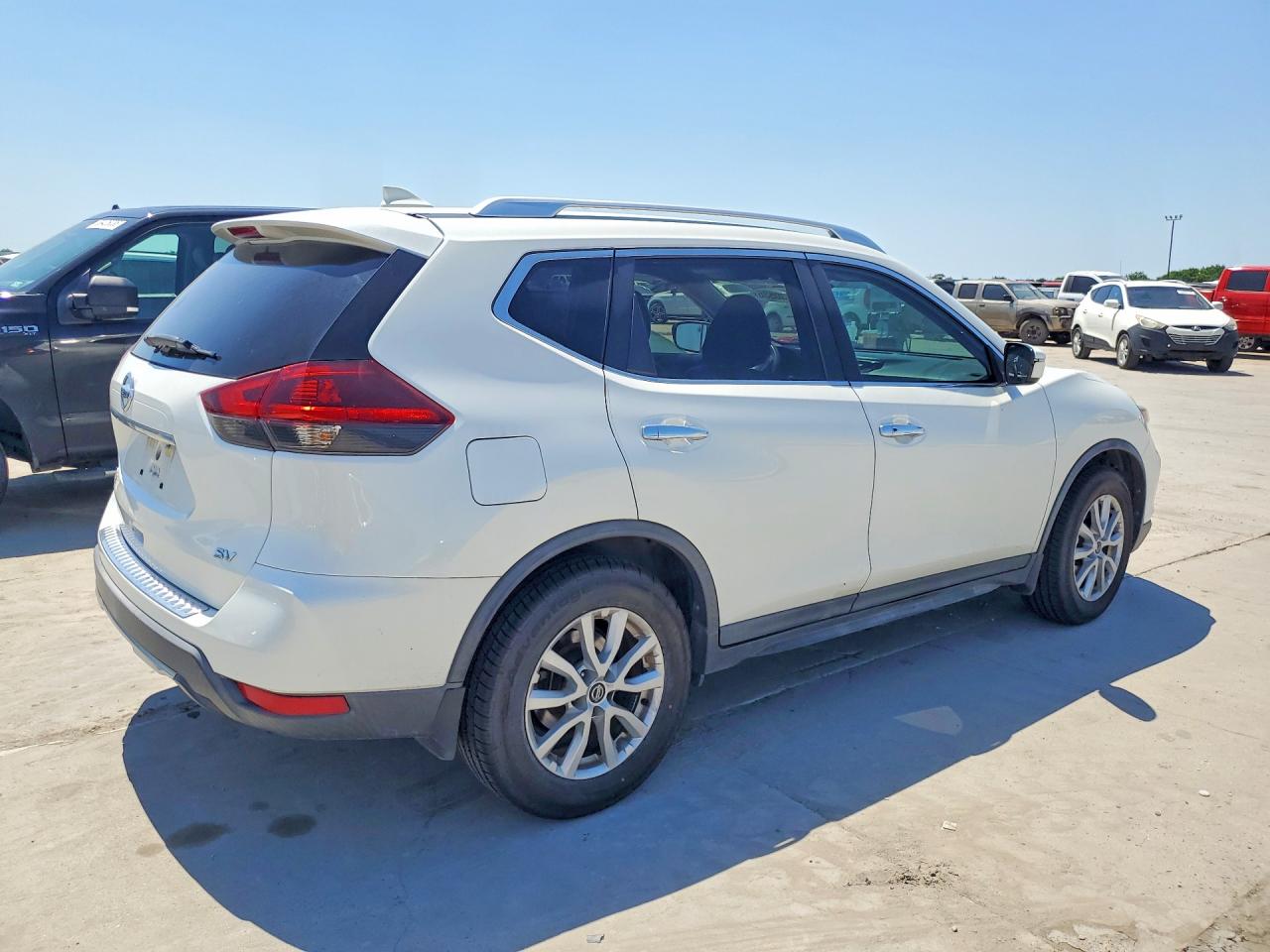 Nissan Rogue Sv