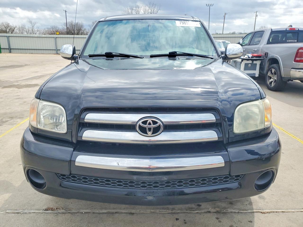 Toyota Tundra Access Cab Sr5