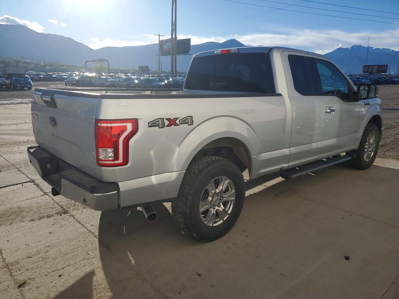 Ford F-150 Super Cab