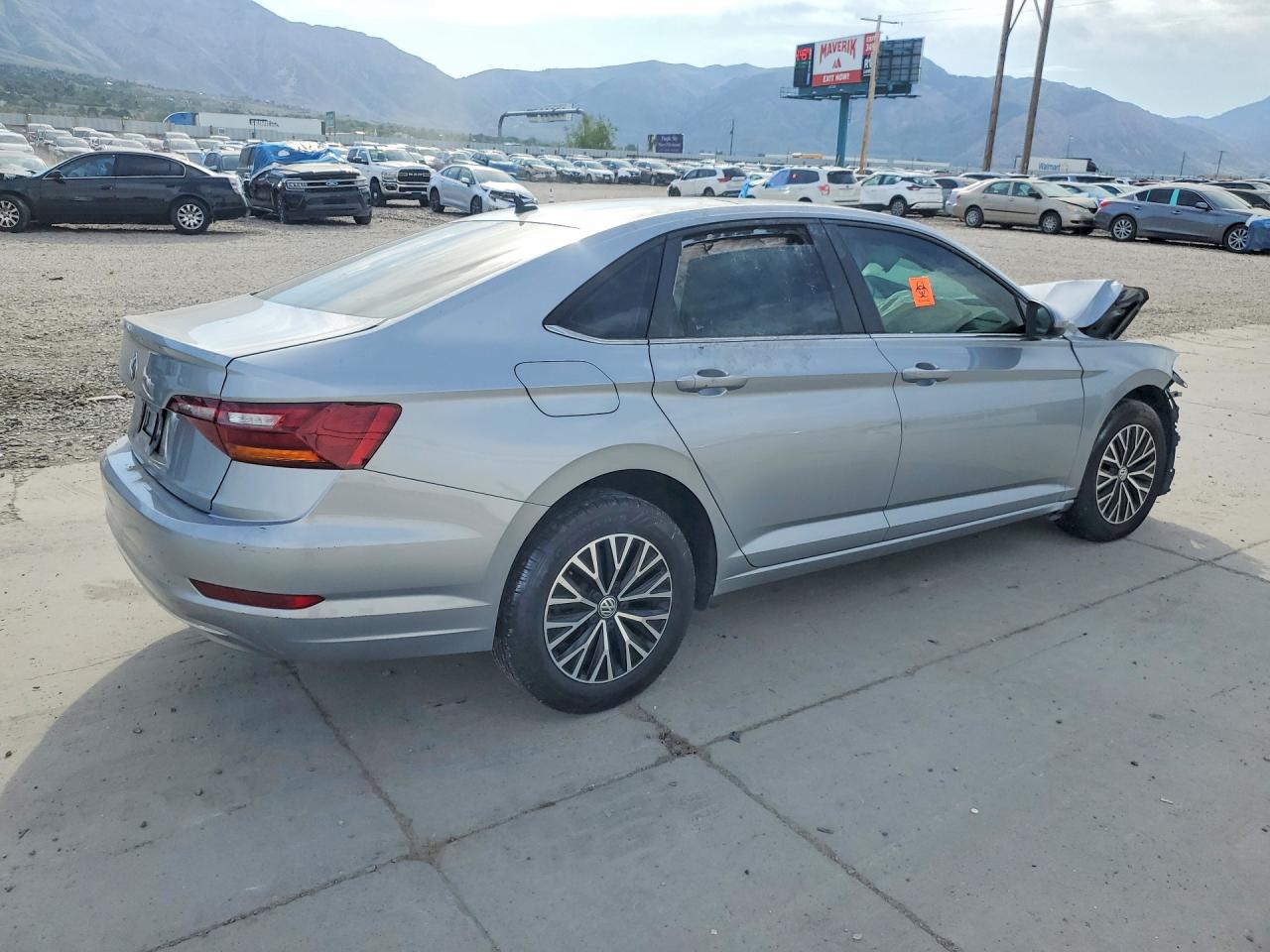 Volkswagen Jetta S