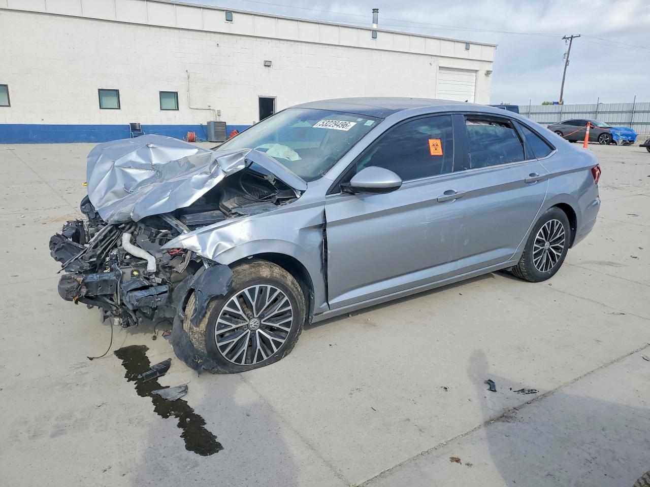 Salvage Volkswagen Jetta Image