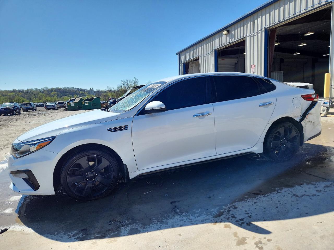 Salvage Kia Optima Image