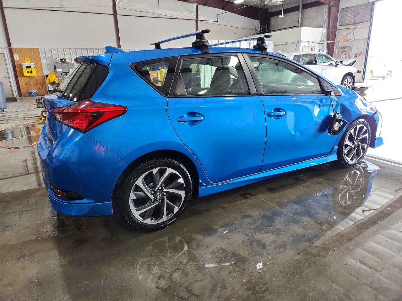 Scion iM Base