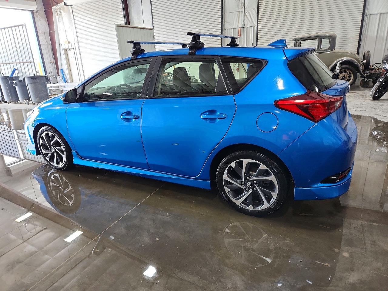 Scion iM Base