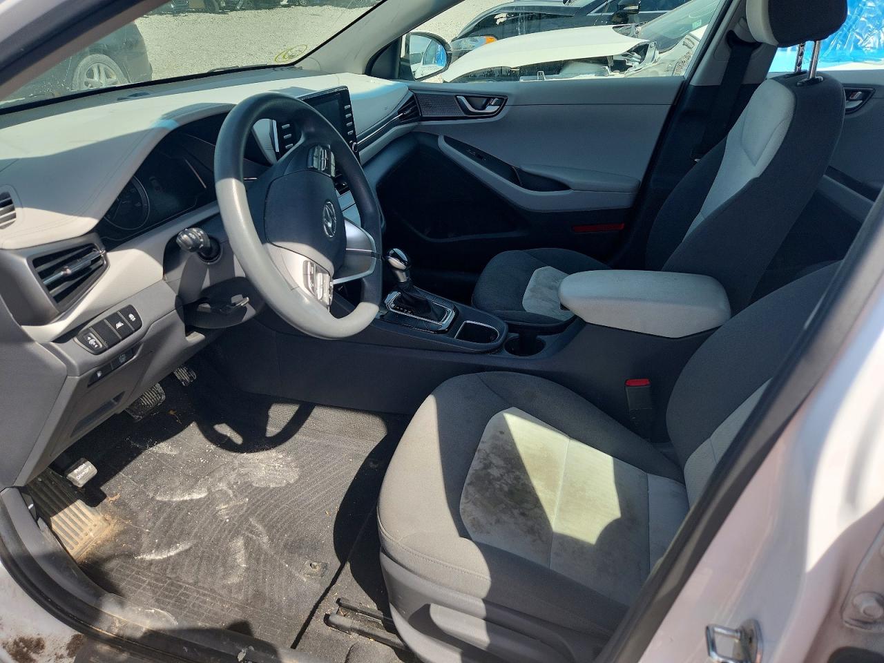 Hyundai Ioniq Blue