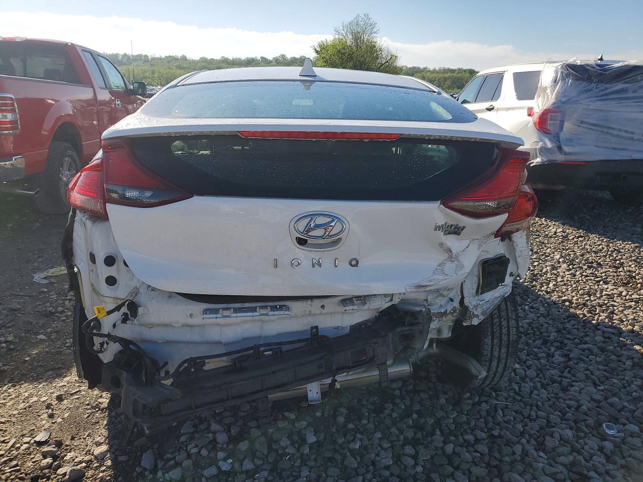 Hyundai Ioniq Blue